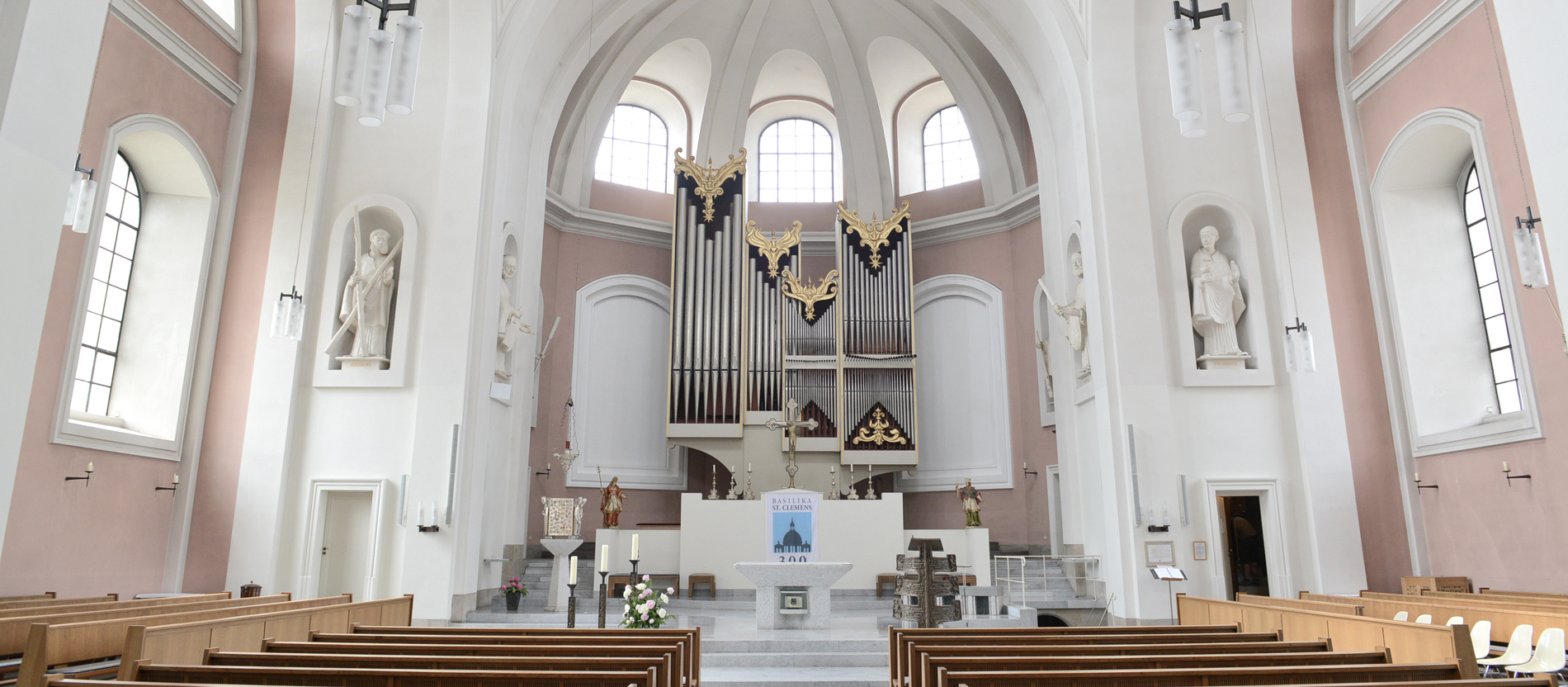 In der Kirche